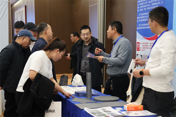 怀仁：谋发展  注活力  搭平台助推陶瓷行业发展再创新高